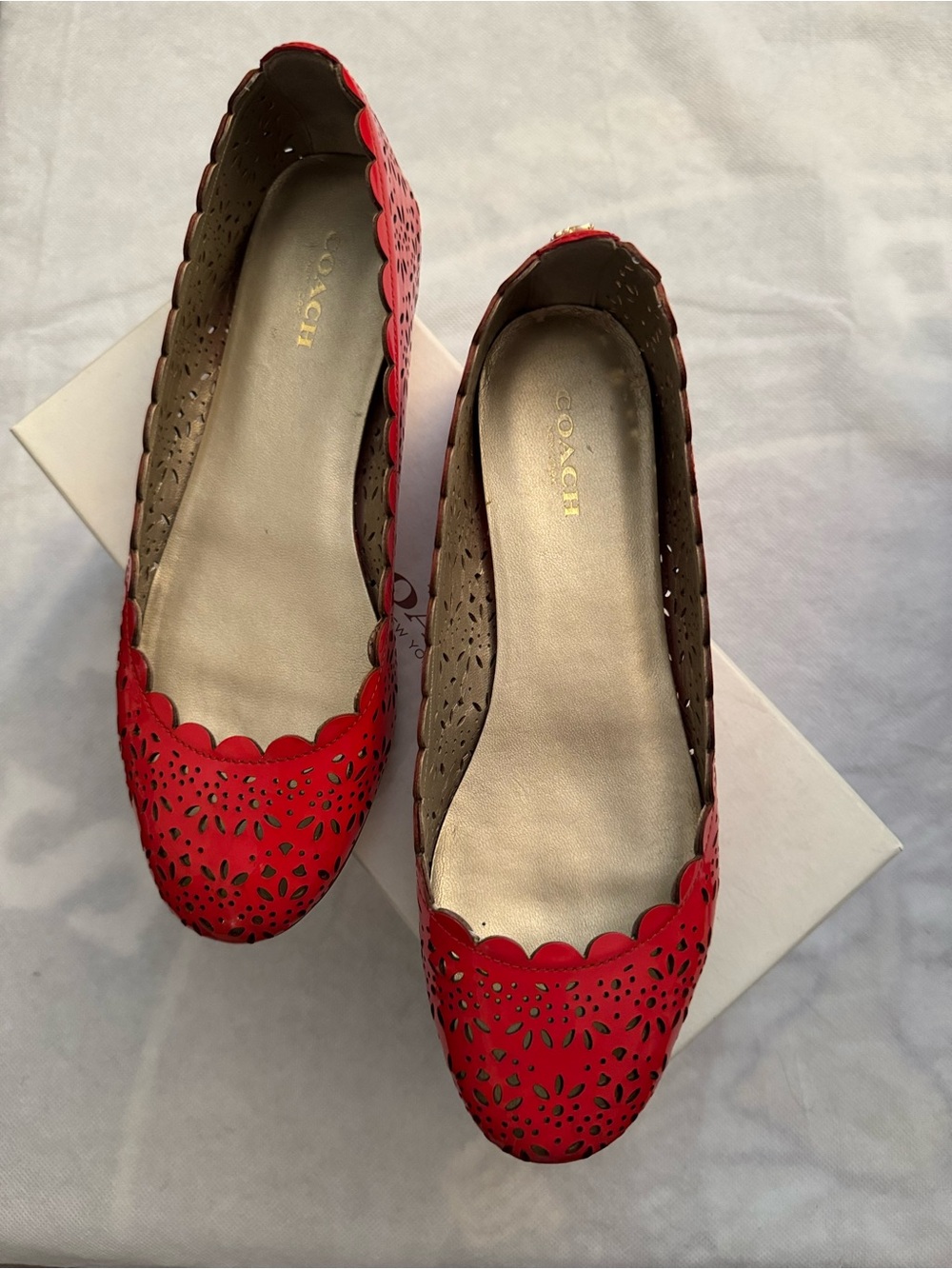 COACH Patent Leather Flats Red Vermillion Floral Cutout Scalloped Size 6M